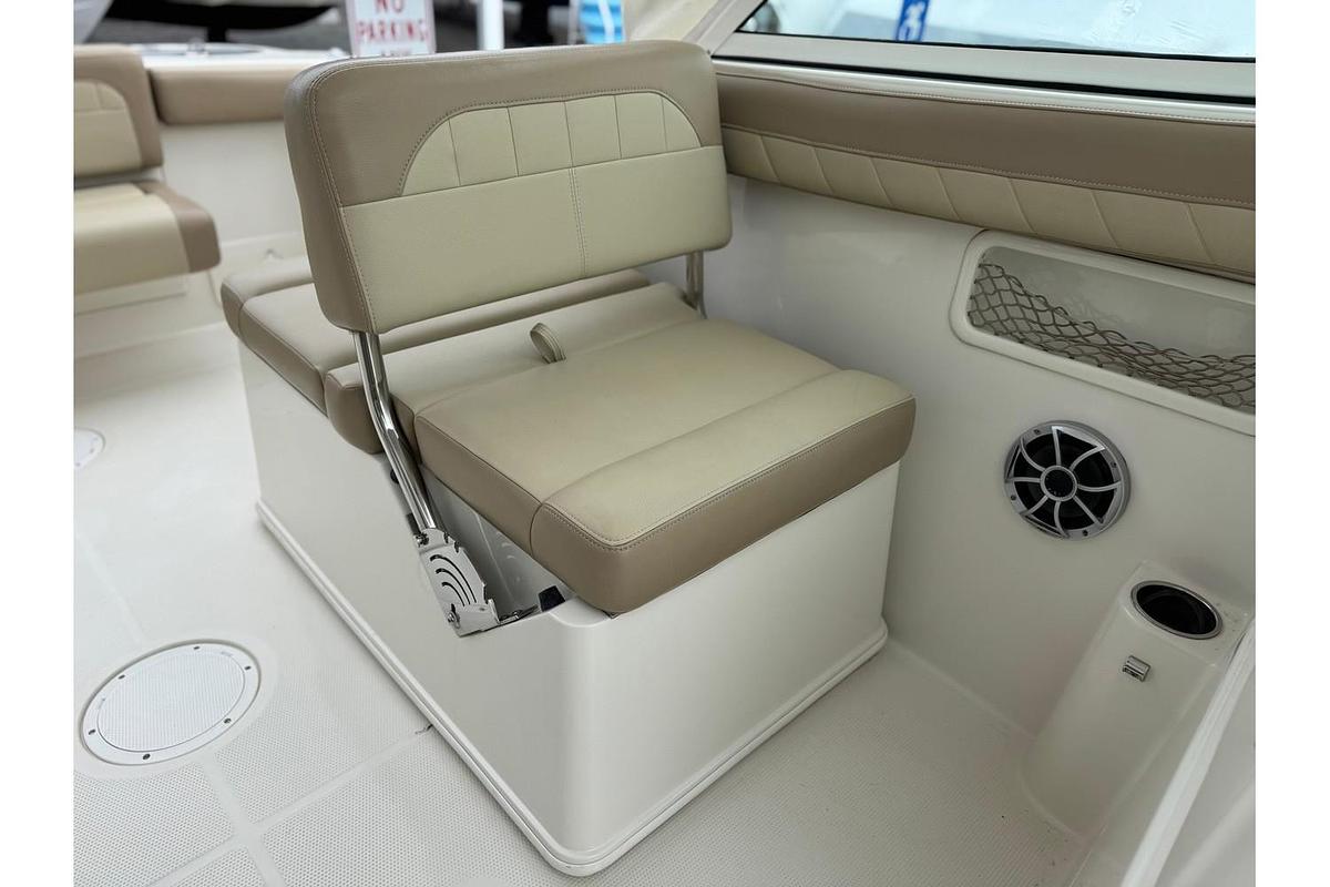 Used 2019 Sailfish 245 DC