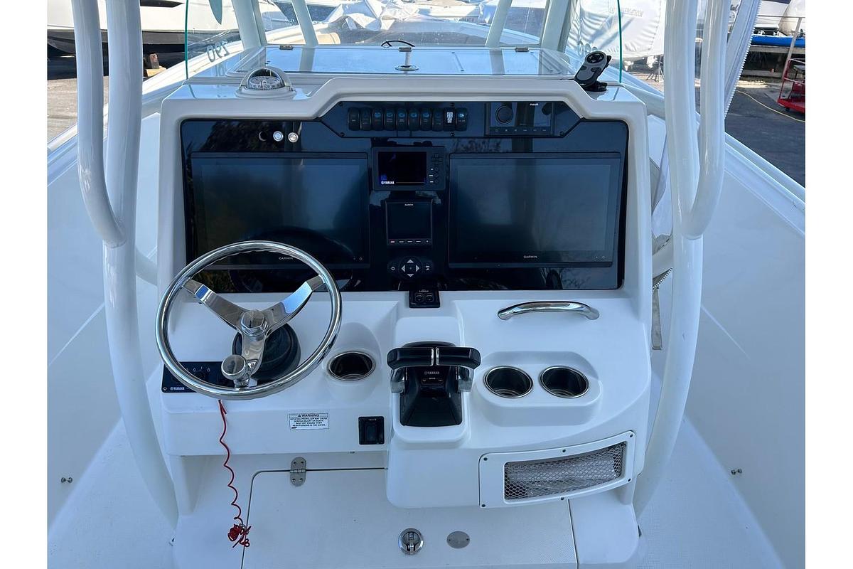 Used 2018 Sailfish 290 CC