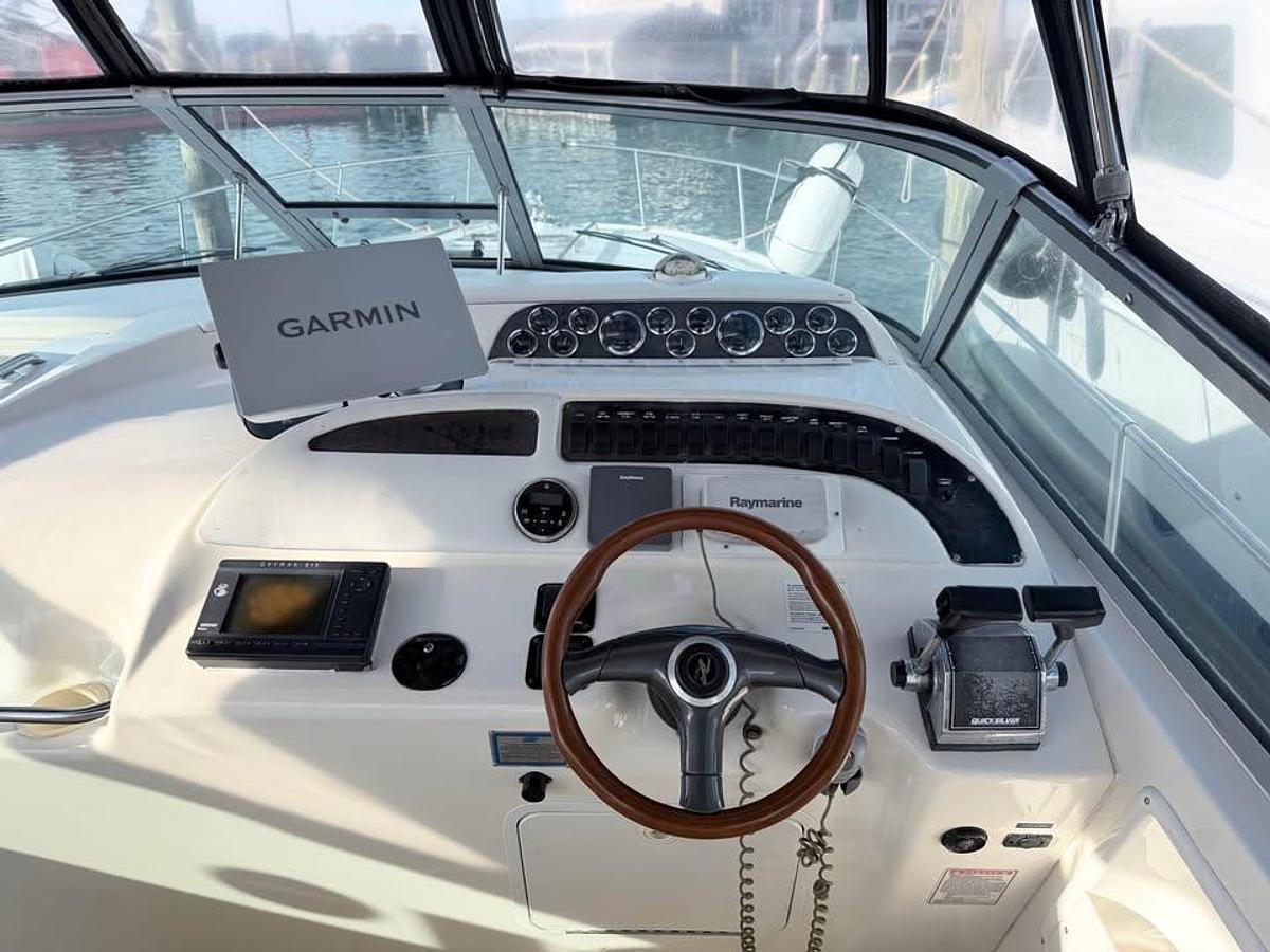 Used 1998 Sea Ray Sundancer 310