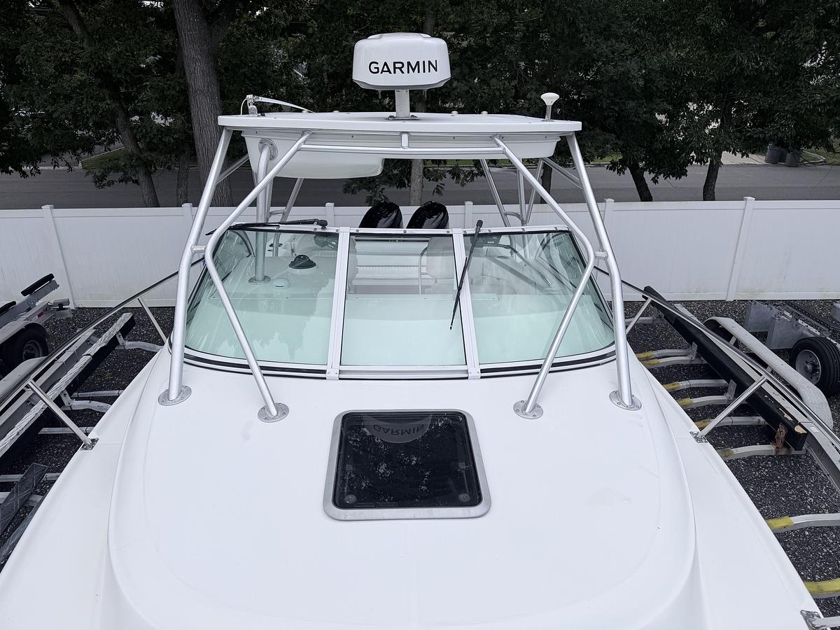 Used 2002 Boston Whaler 295 Conquest
