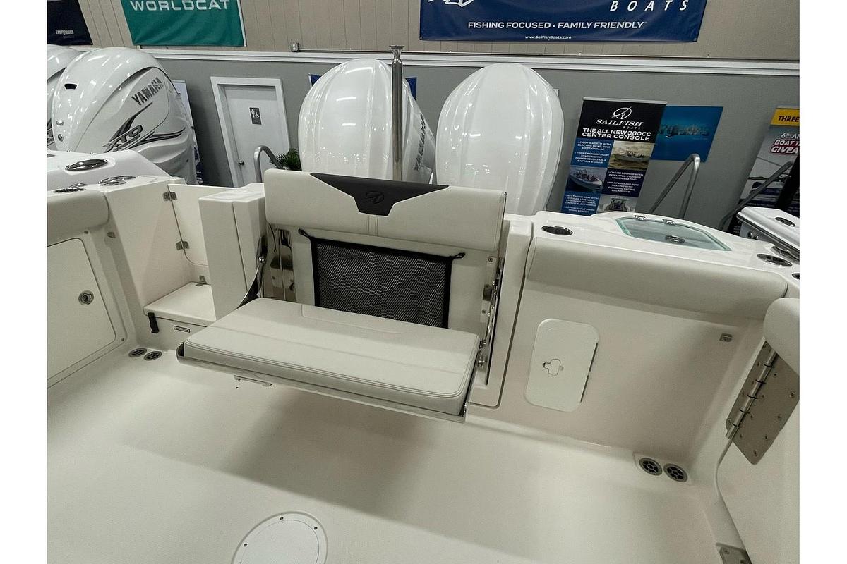 2024 Sailfish 316 DC