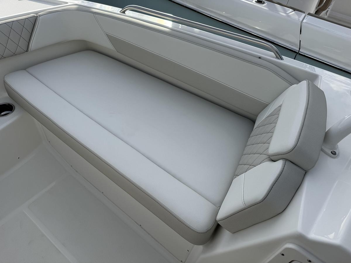 2026 World Cat 230SD