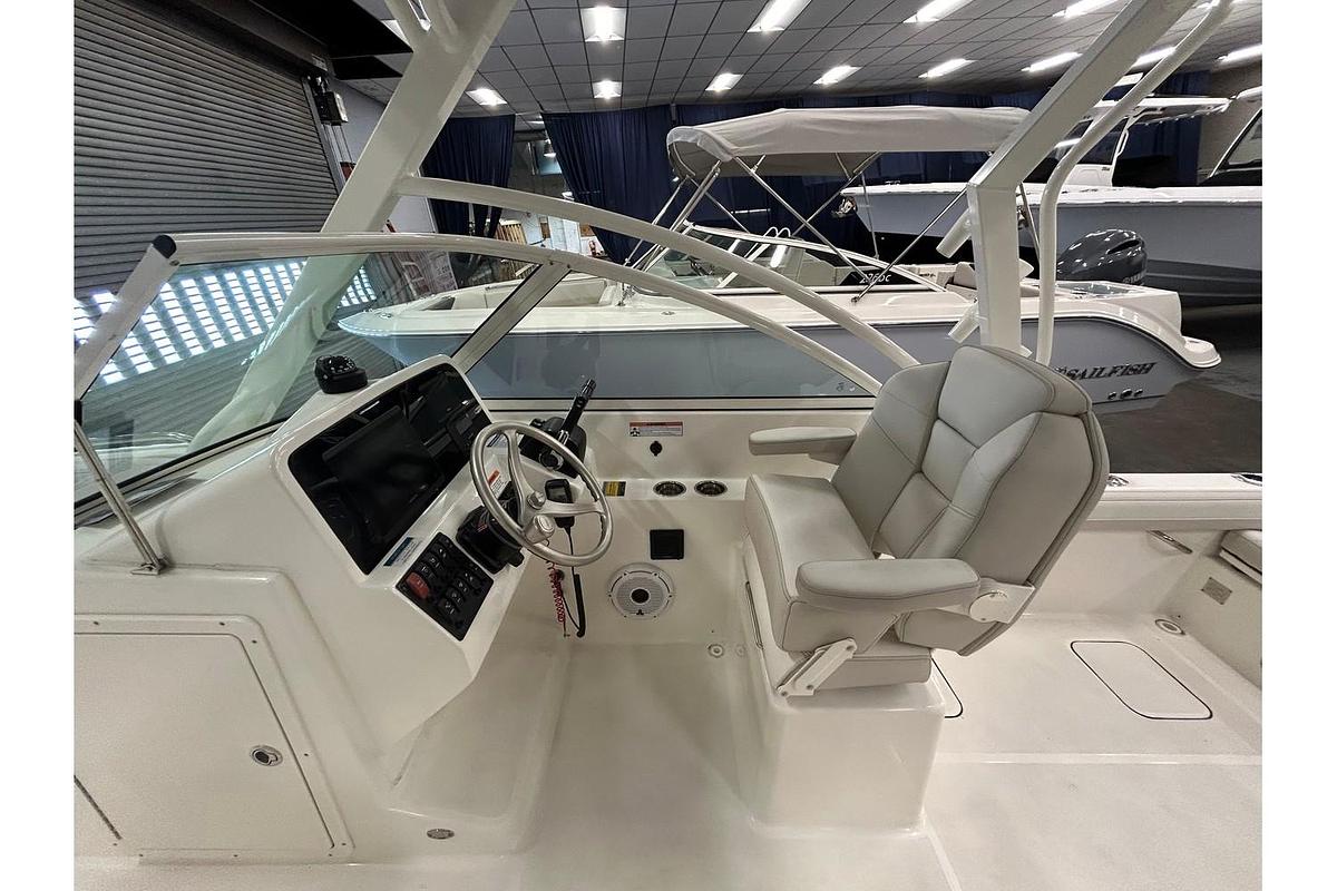 2024 World Cat 230DC