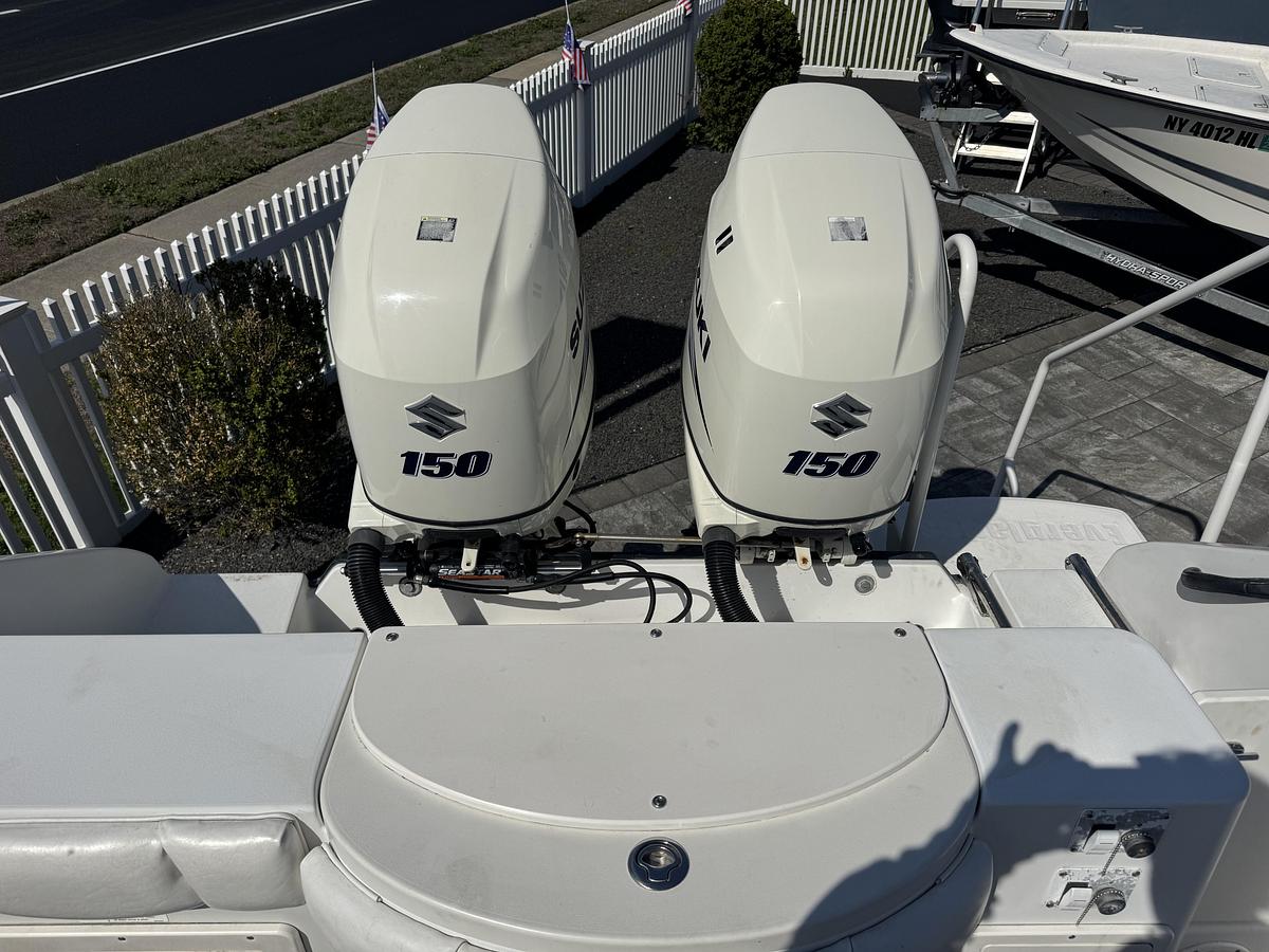 Used 2004 Seaswirl Striper 2601