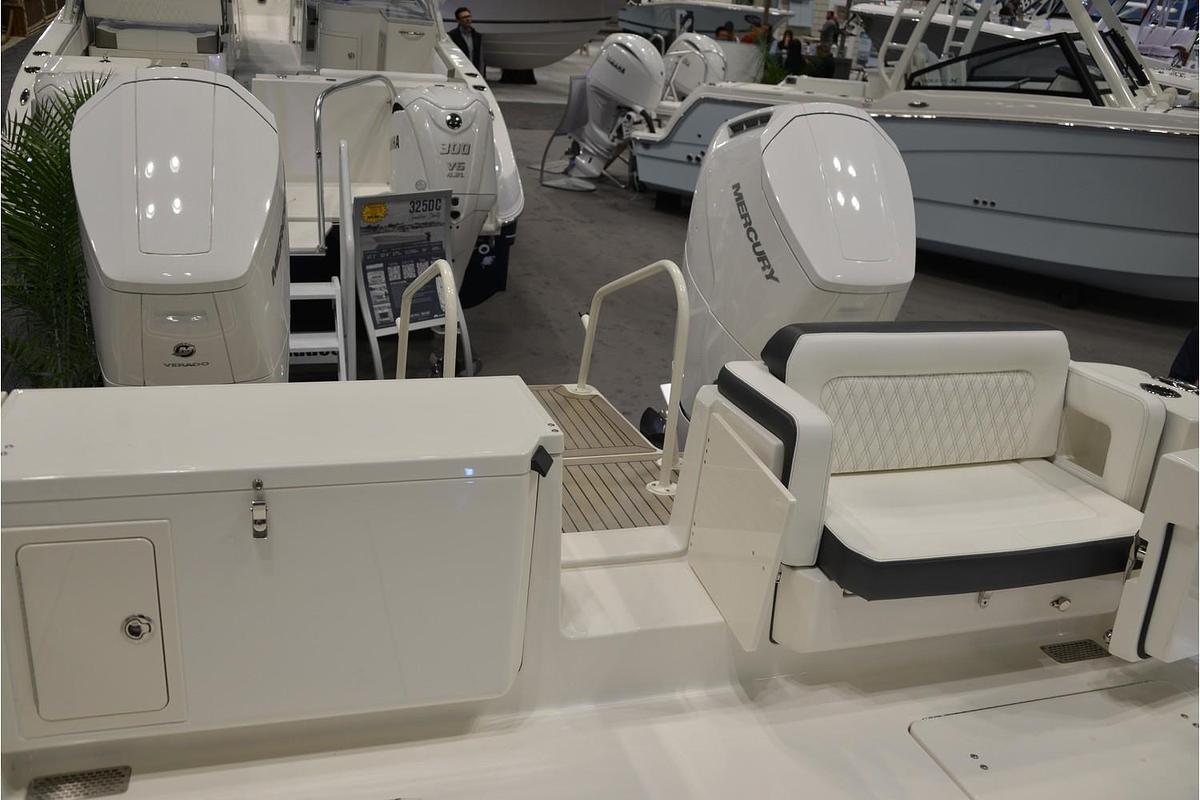 2023 World Cat 400DC-X