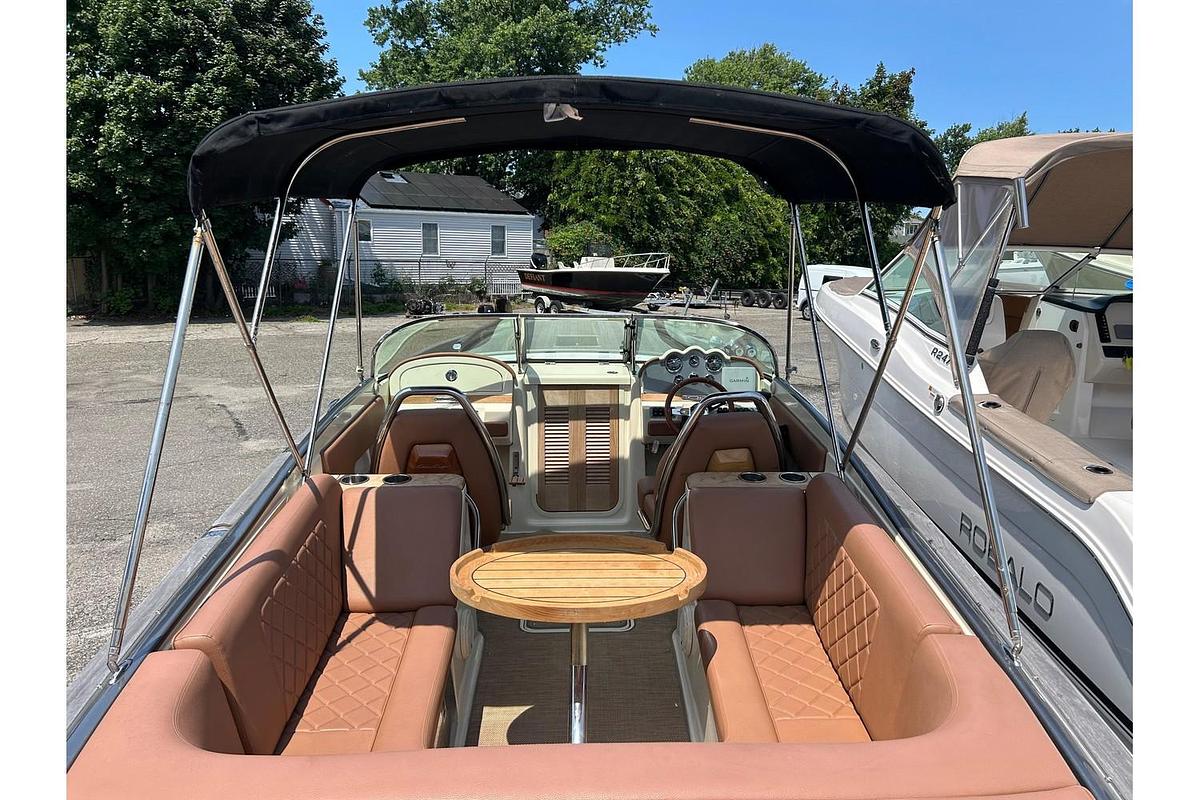 Used 2019 Chris Craft 27 Corsair