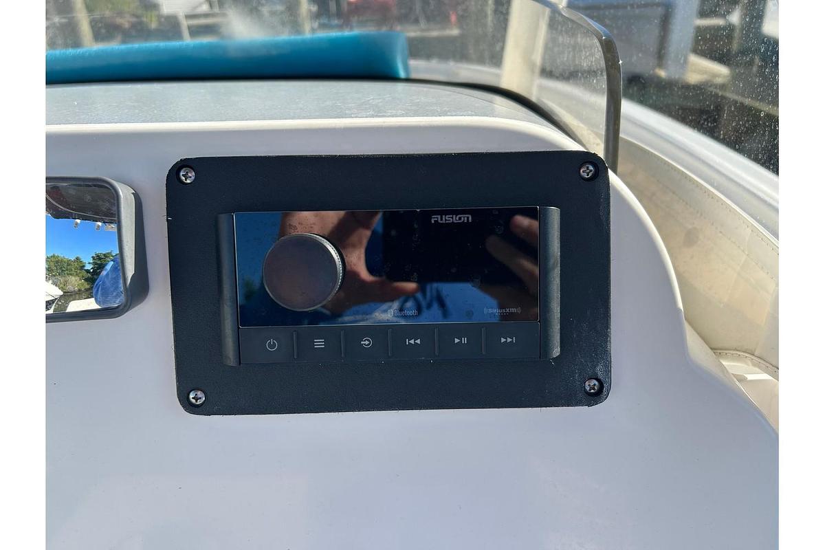 Used 2015 Wellcraft 252 Fisherman