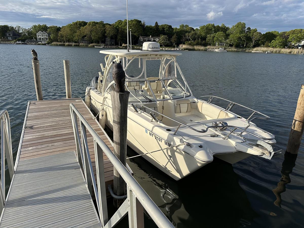 Used 2015 World Cat 255DC