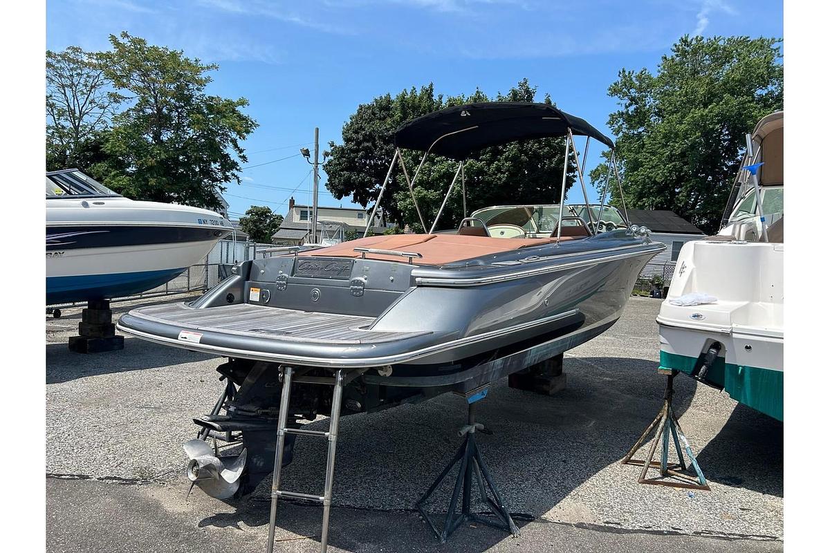Used 2019 Chris Craft 27 Corsair