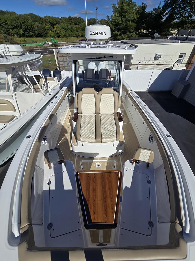 Used 2024 Everglades 315CC