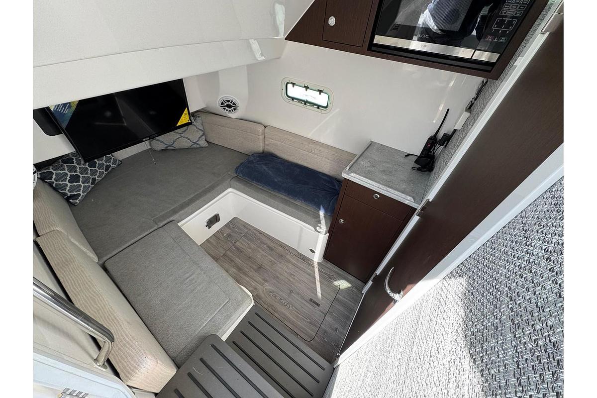 Used 2022 Everglades 395cc