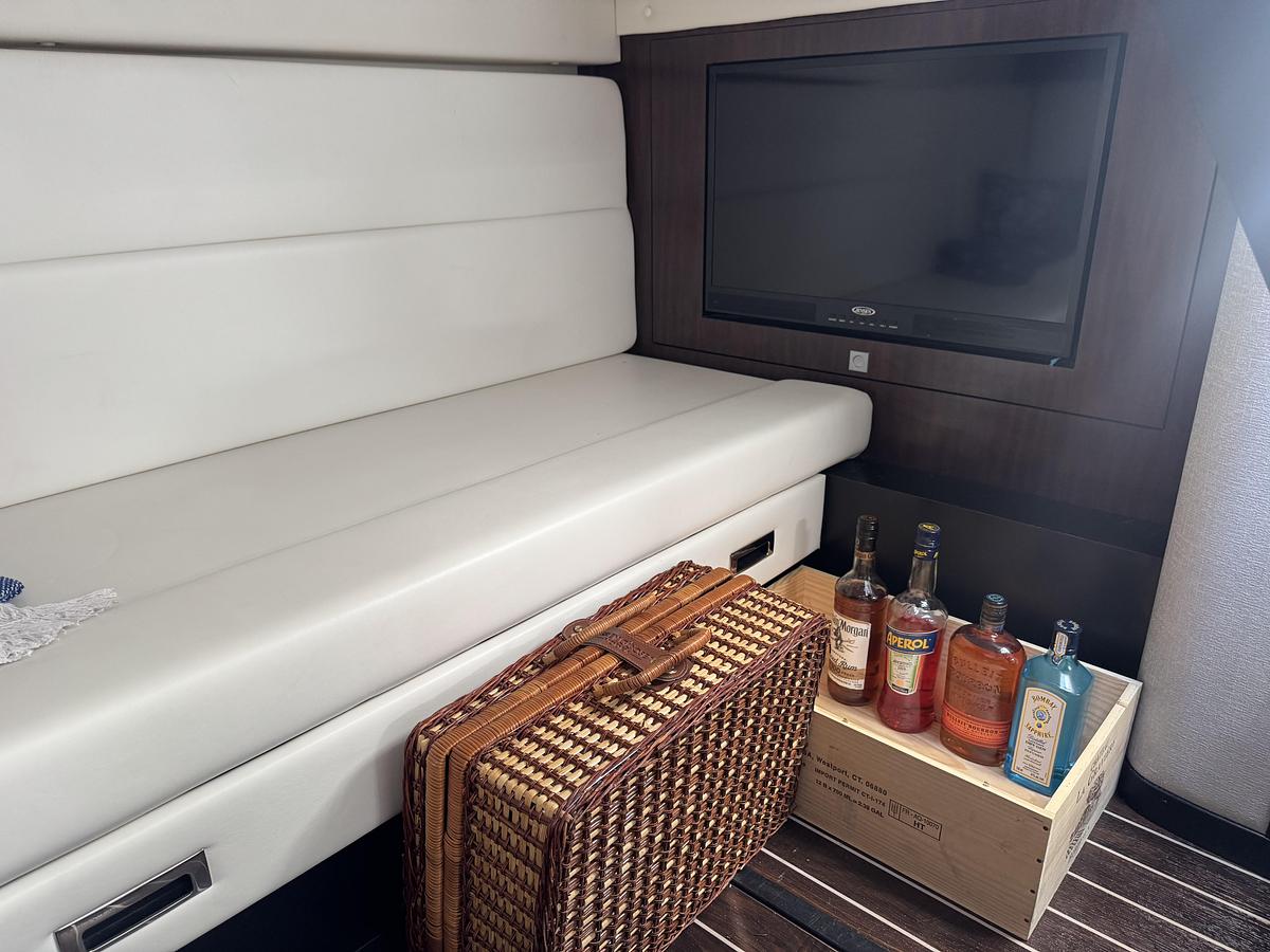 Used 2018 Monterey 355 Sport Yacht