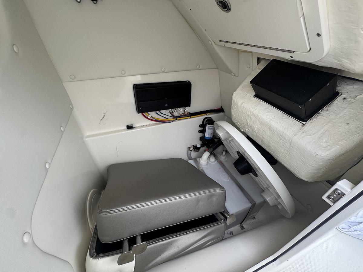 Used 2023 World Cat 230SD