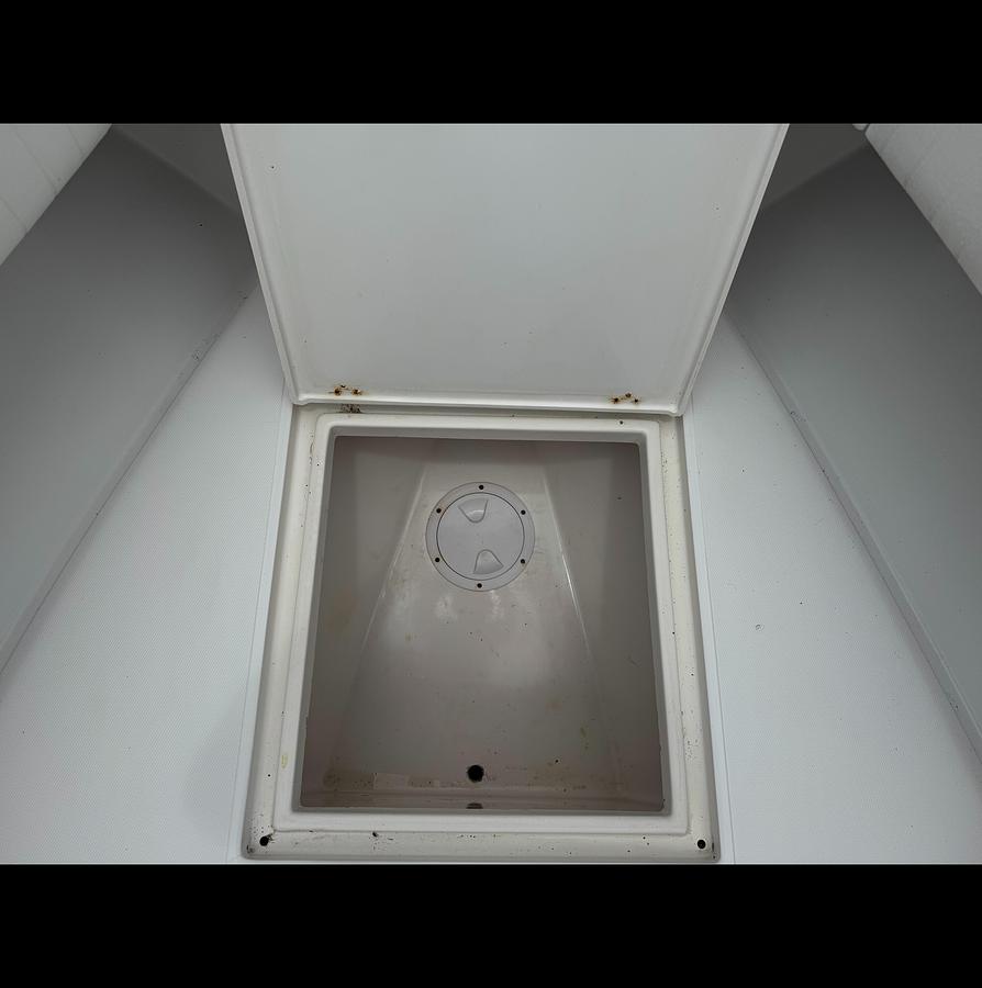 Used 2002 Jupiter 27 Open Fisherman