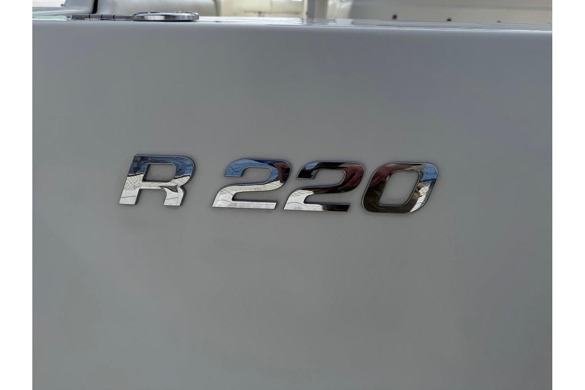 Used 2007 Robalo R220 Center Console