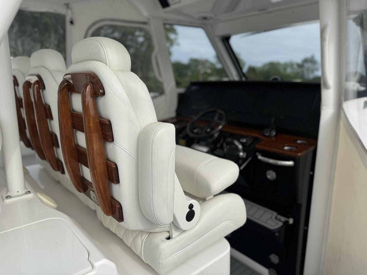 Used 2021 Everglades 395 Center Console