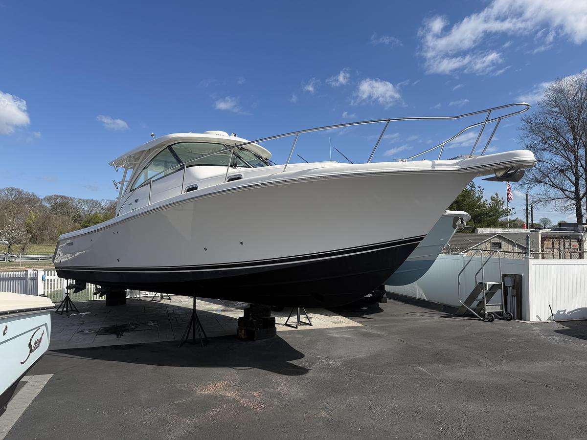 Used 2020 Pursuit 385OS