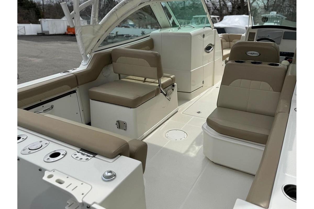 Used 2019 Sailfish 245 DC