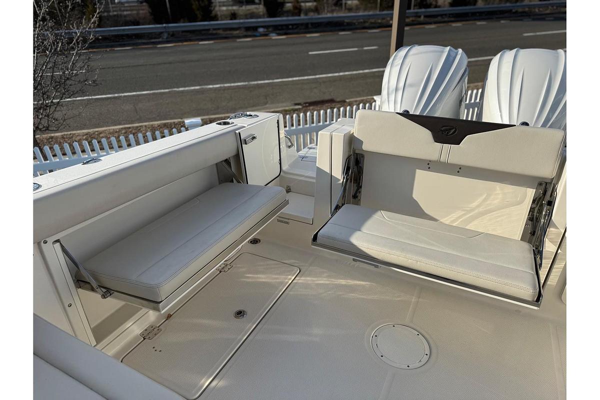 2024 Sailfish 276 DC