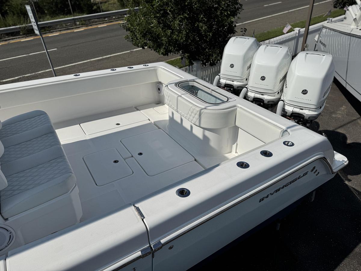 Used 2021 Invincible 390 Open CC