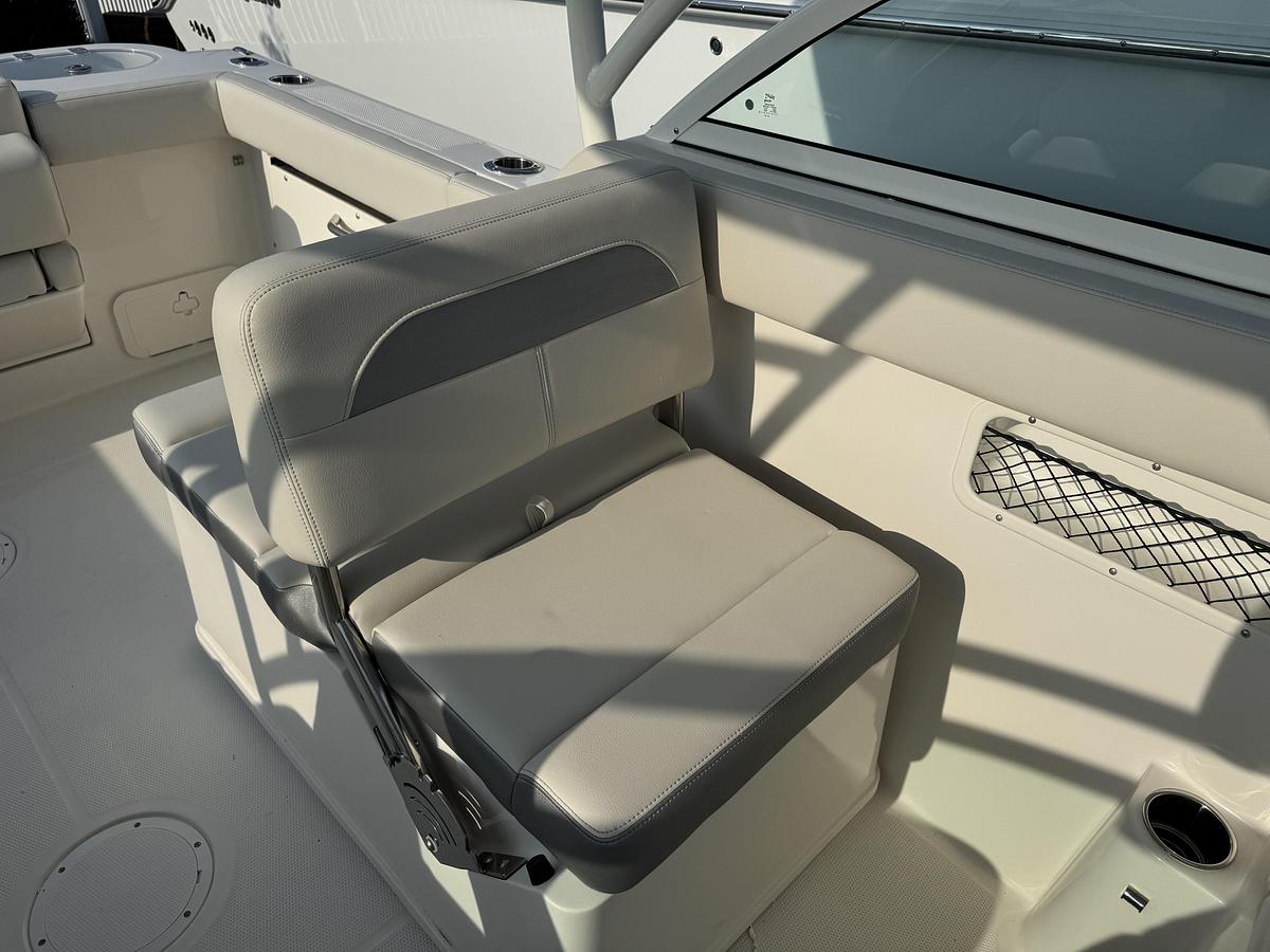 Used 2026 Sailfish 245 DC