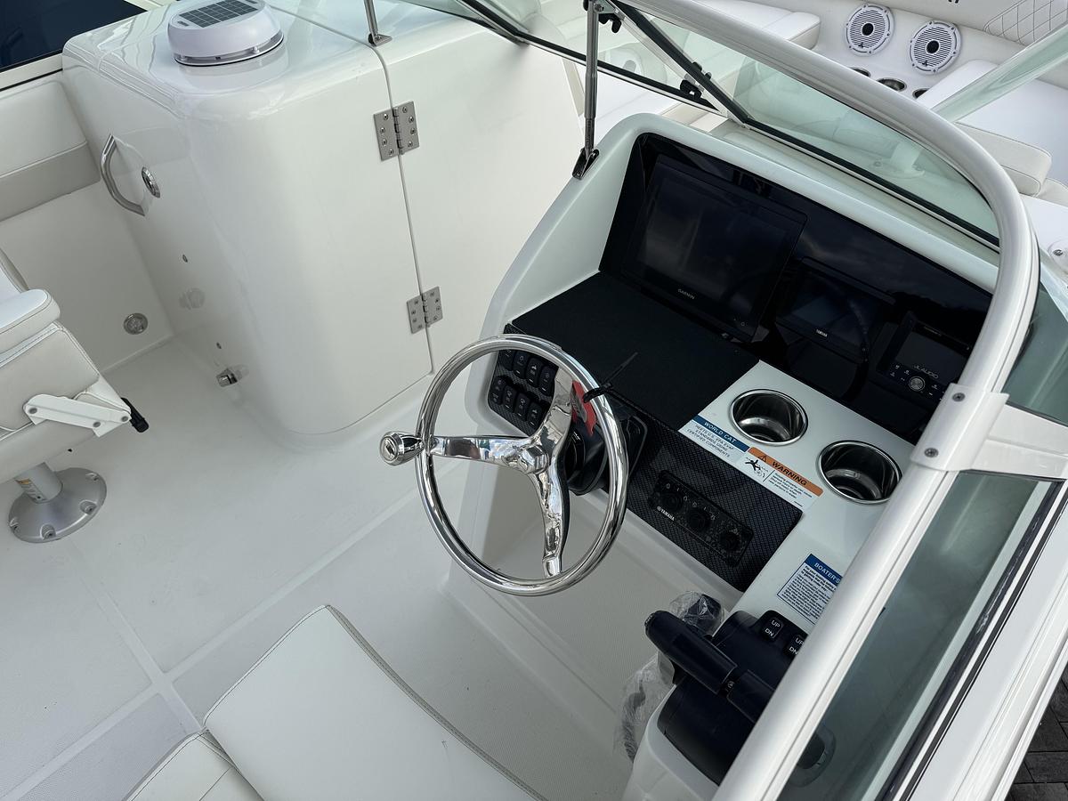 2026 World Cat 230SD