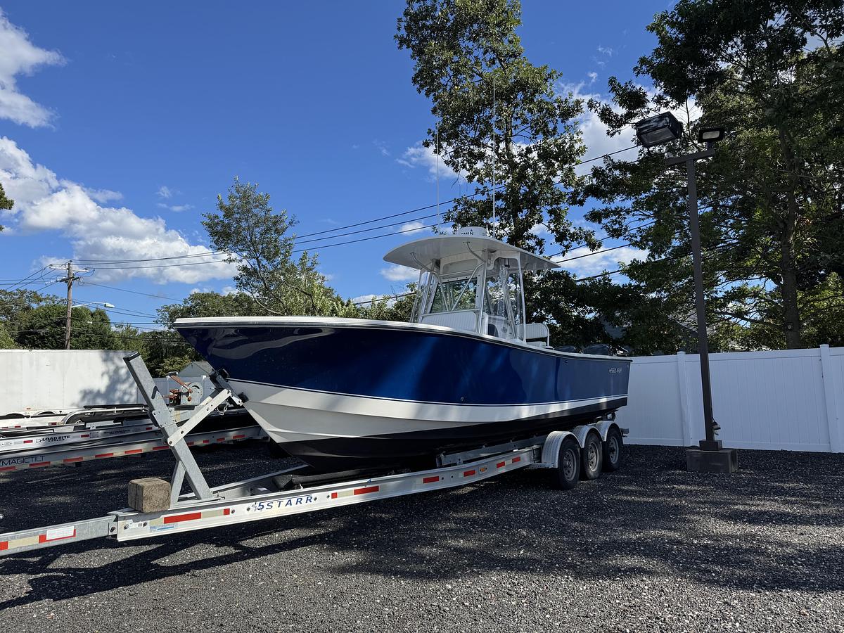 Used 2001 Regulator  26FS