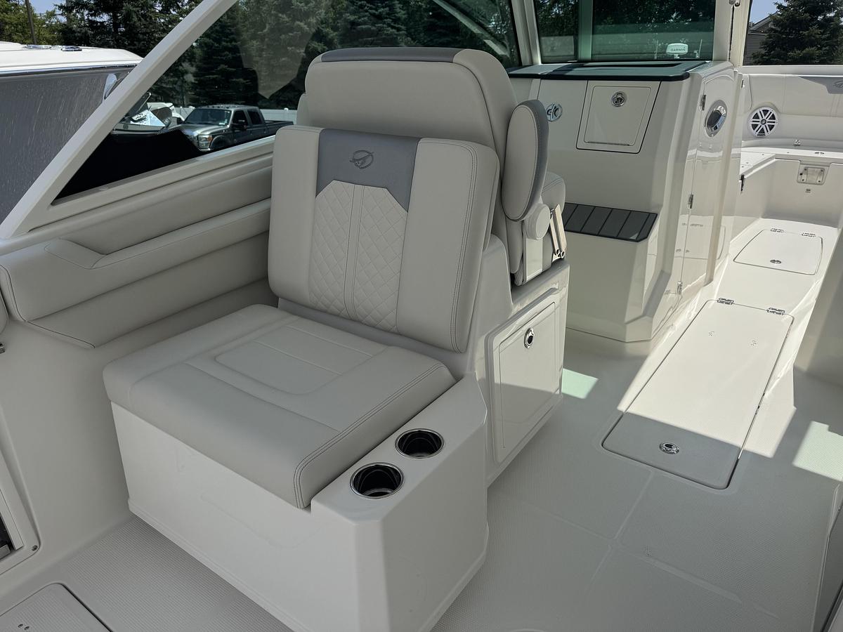 Used 2026 Sailfish 316 DC