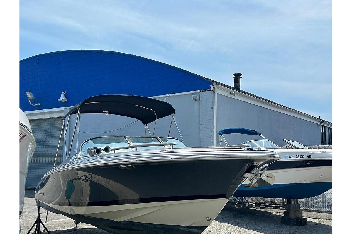 Used 2019 Chris Craft 27 Corsair