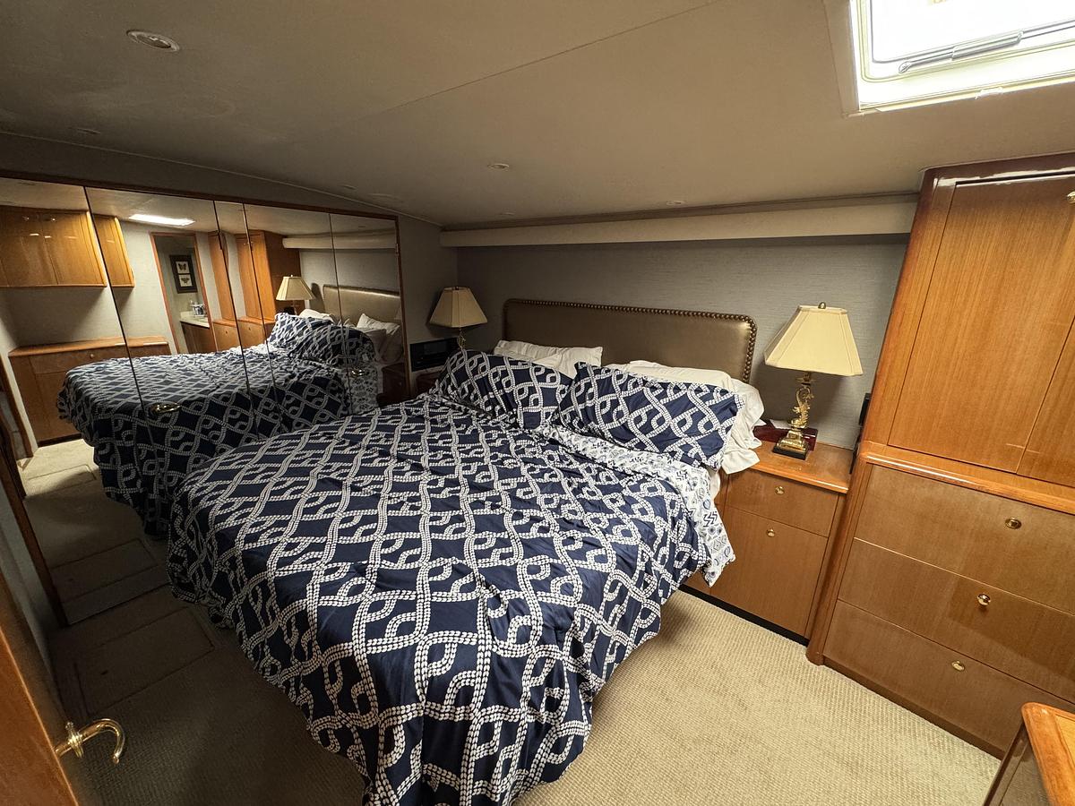 Used 2002 Viking 61 Enclosed Bridge