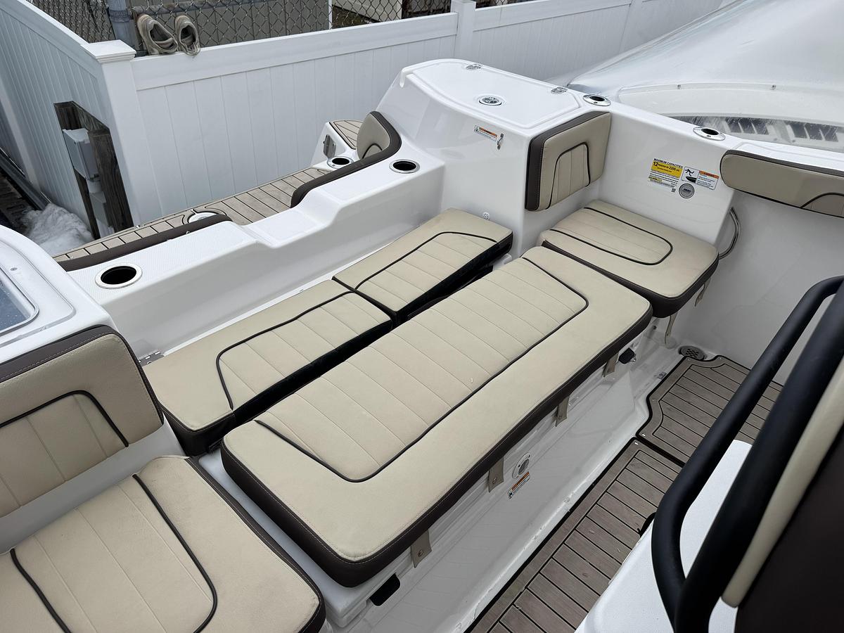 Used 2026 Yamaha Boats 255 FSH Sport H