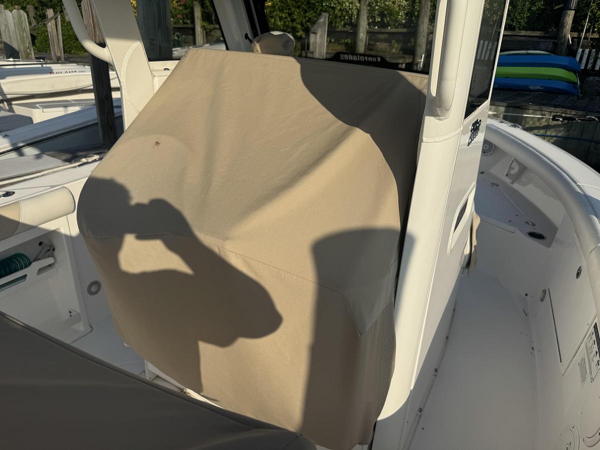 Used 2016 Everglades 255cc