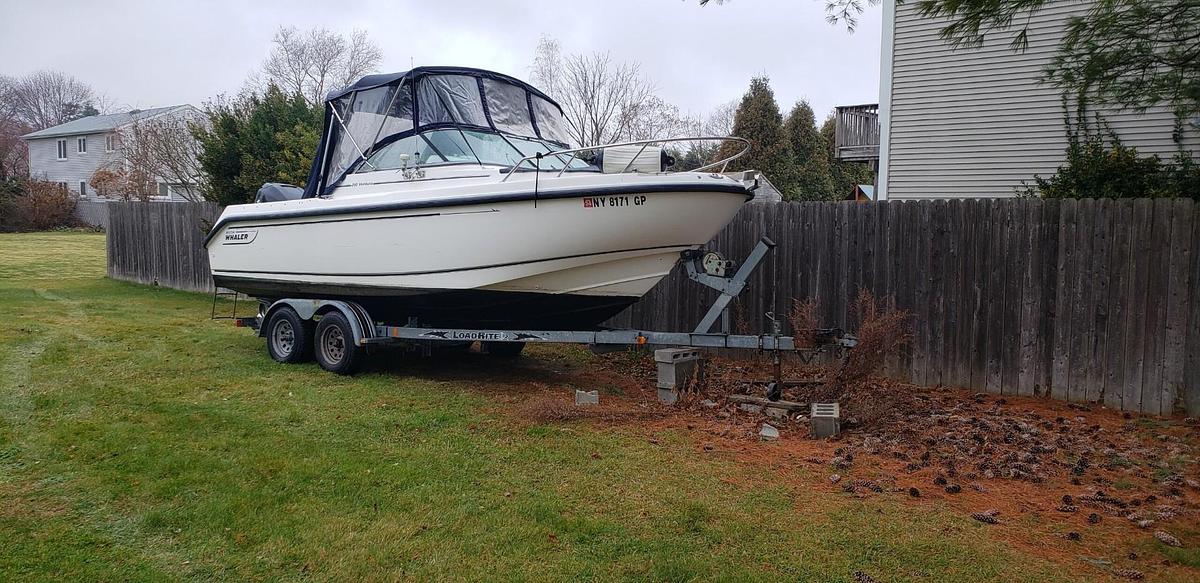 Used 2006 Boston Whaler 21 Ventura