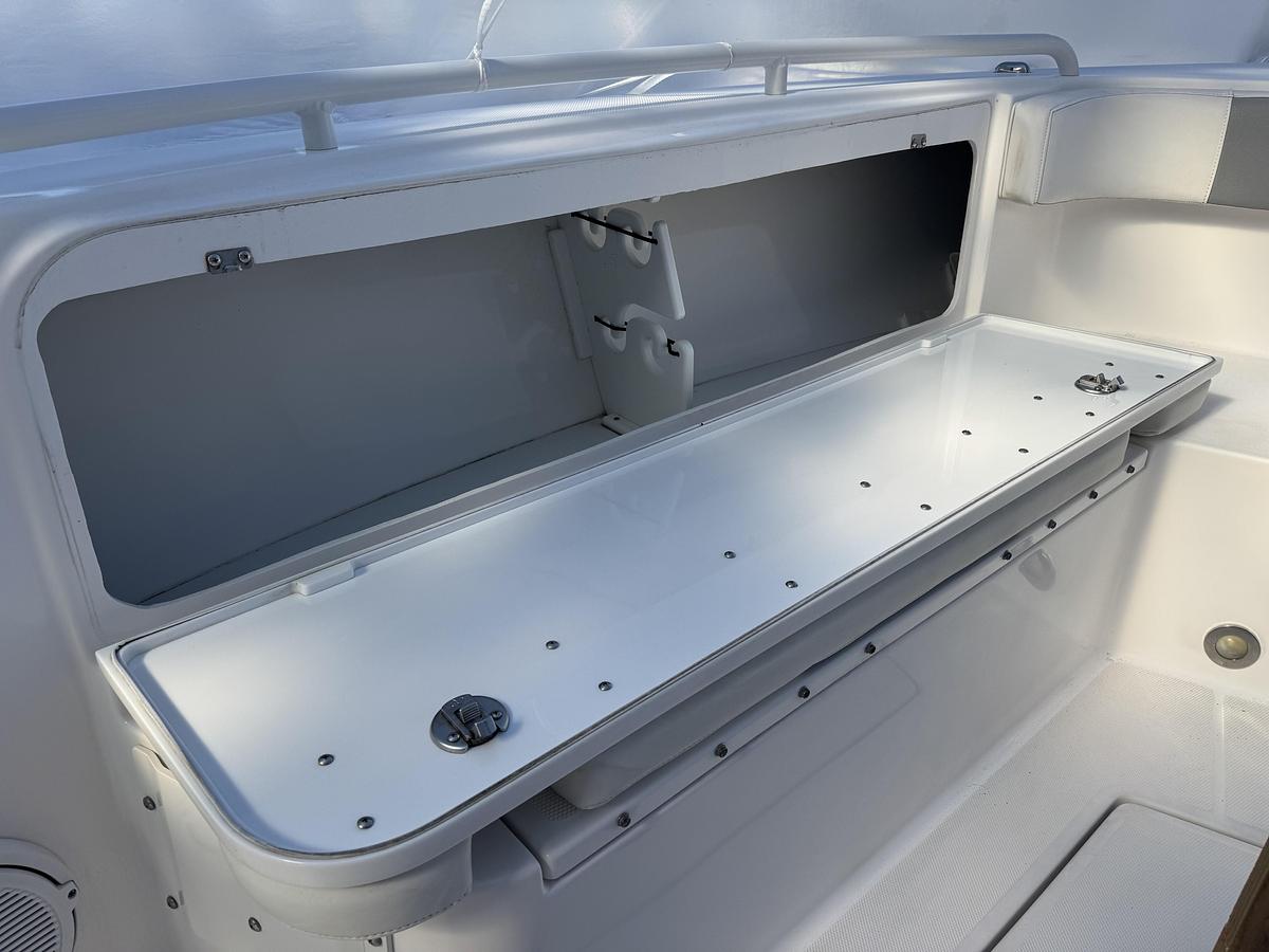 Used 2019 Everglades 295 Center Console