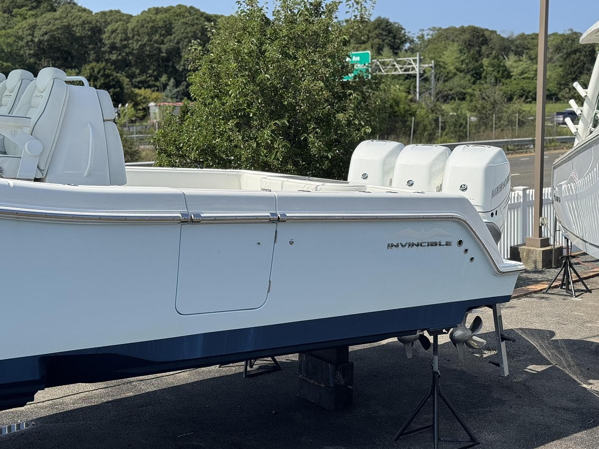 Used 2021 Invincible 390 Open CC