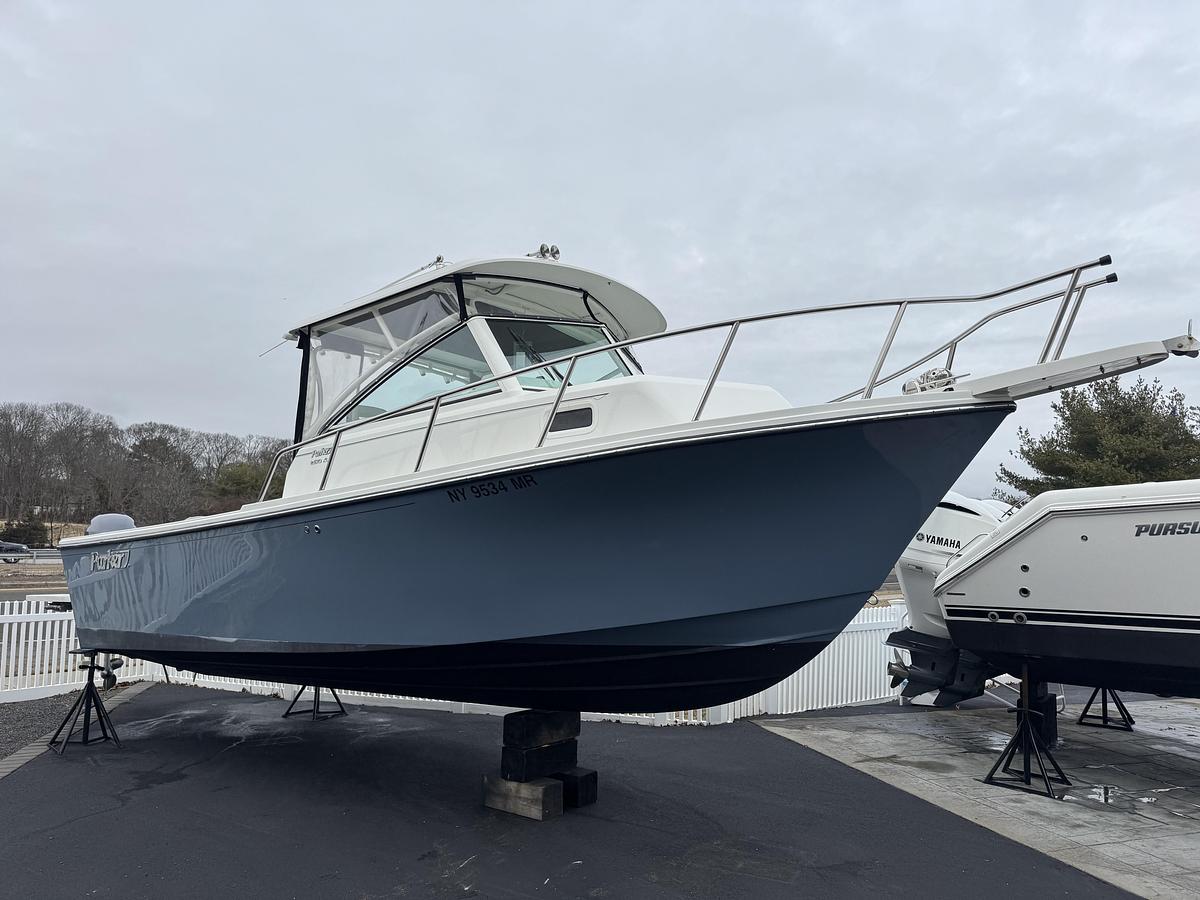 Used 2021 Parker 2510 XLD