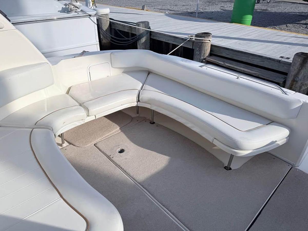 Used 1998 Sea Ray Sundancer 310