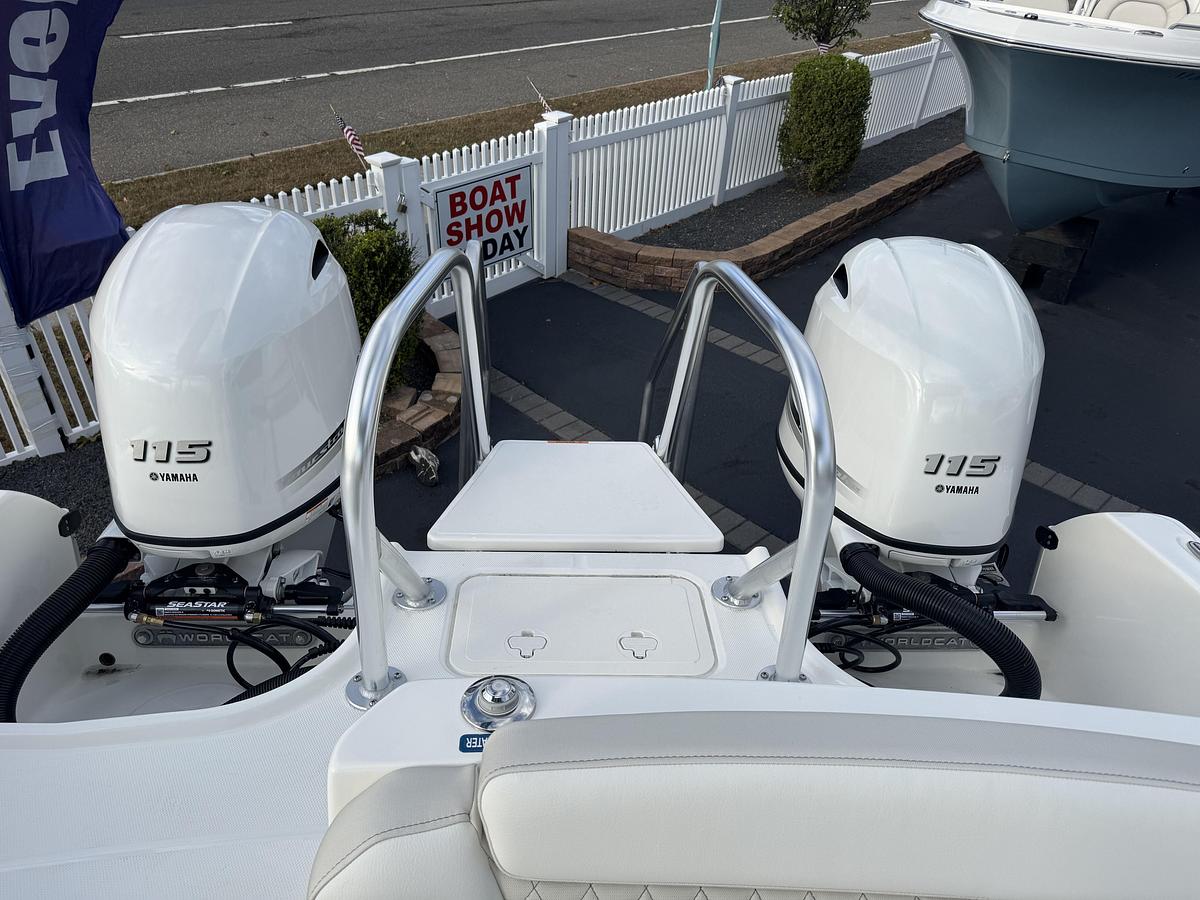 2026 World Cat 230SD