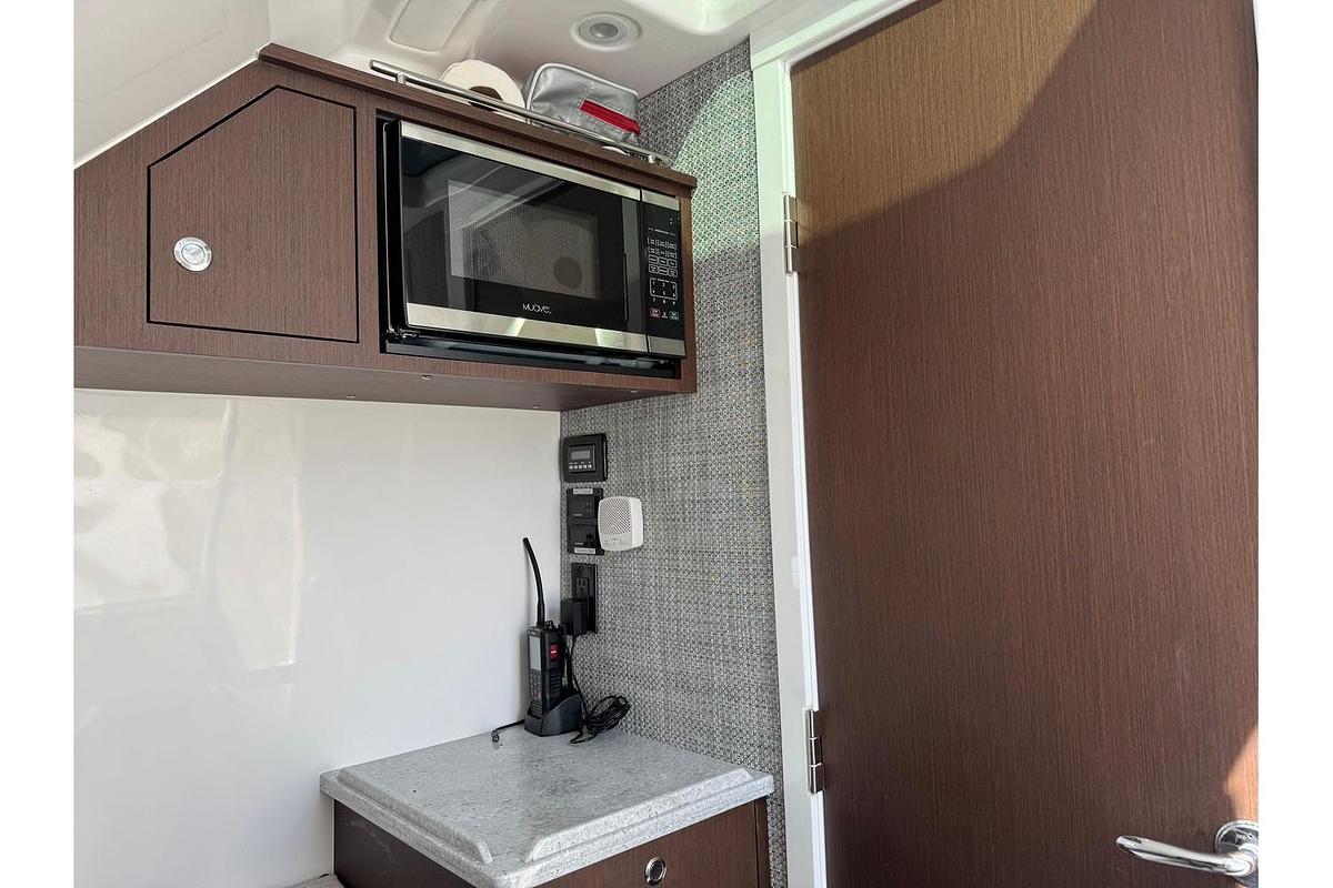 Used 2022 Everglades 395cc