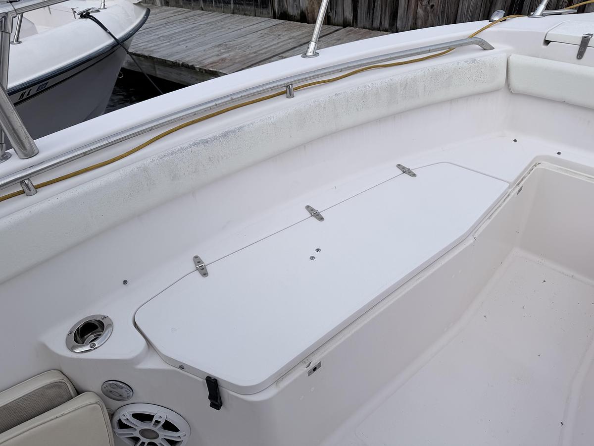 Used 2004 Grady-White Chase 273