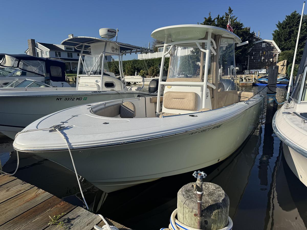 Used 2020 Sportsman 231 Heritage