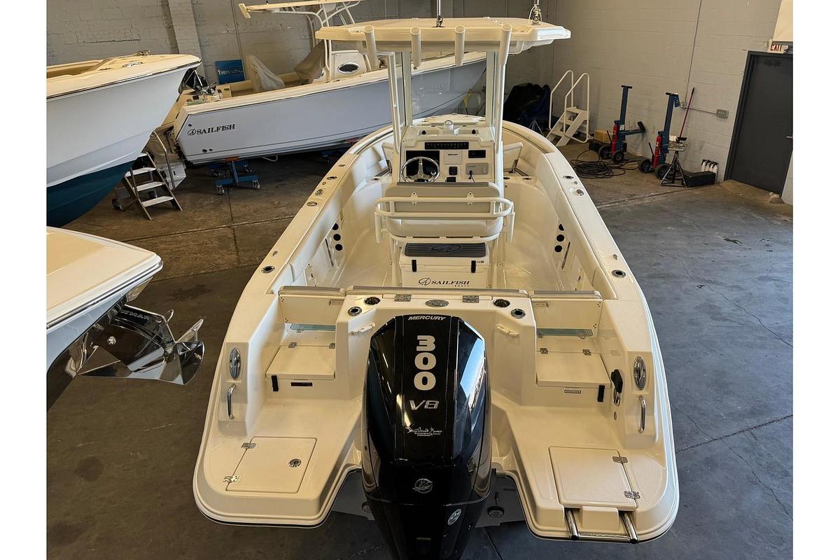 2025 Sailfish 232 CC