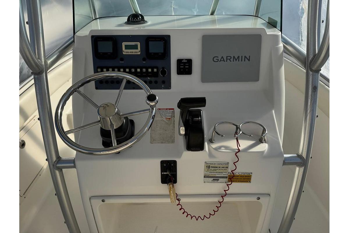 Used 2007 Robalo R220 Center Console