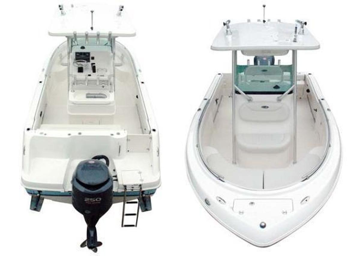 Used 2007 Robalo R220 Center Console
