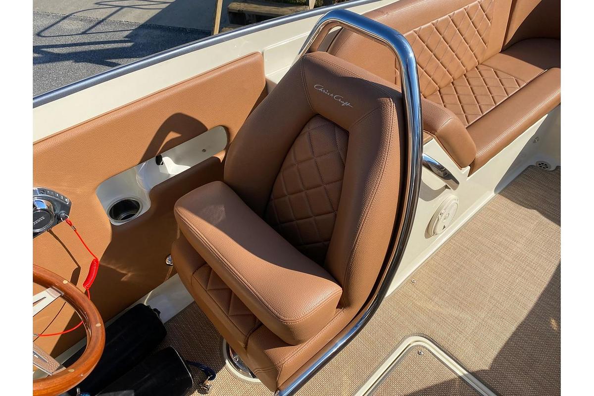 Used 2019 Chris Craft 27 Corsair