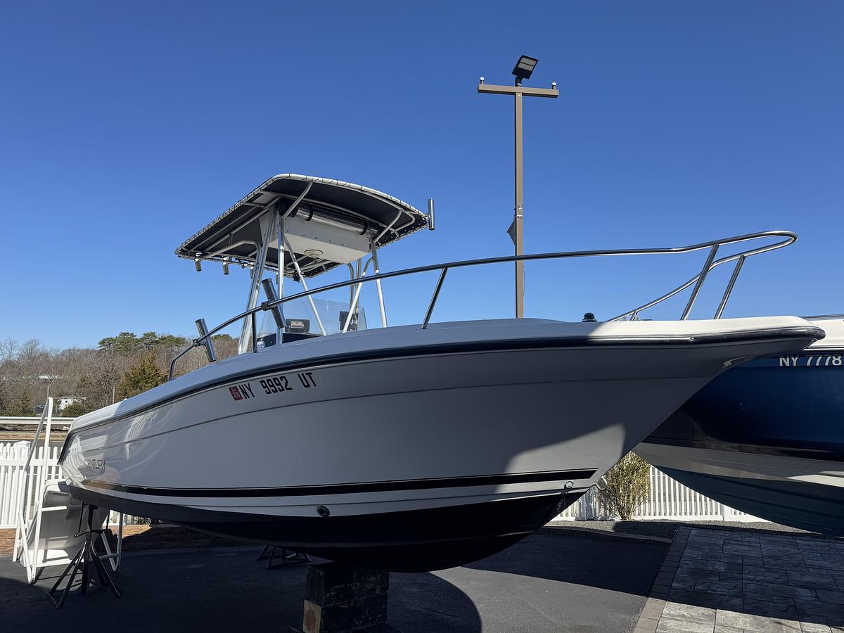 Used 2000 Century 2001 CC