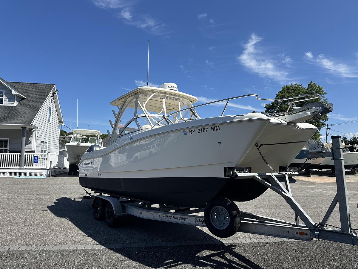 Used 2016 World Cat 255DC