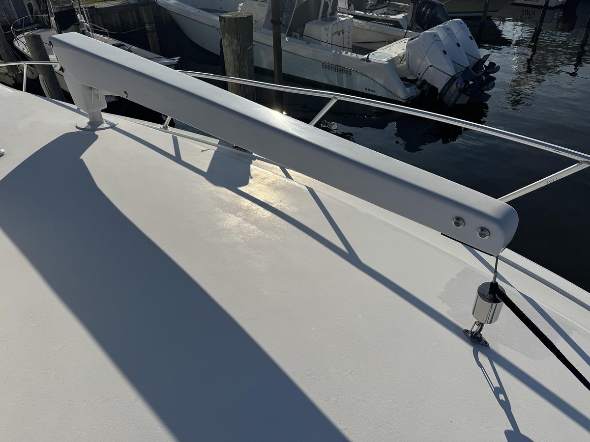 Used 2002 Viking 61 Enclosed Bridge