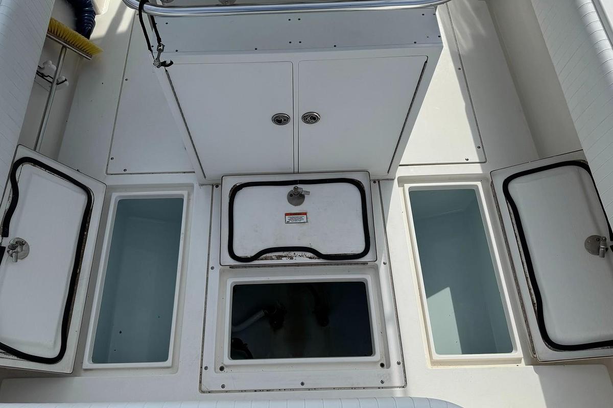 Used 2010 Contender 25 Open