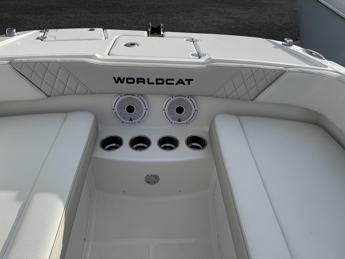 2026 World Cat 230SD